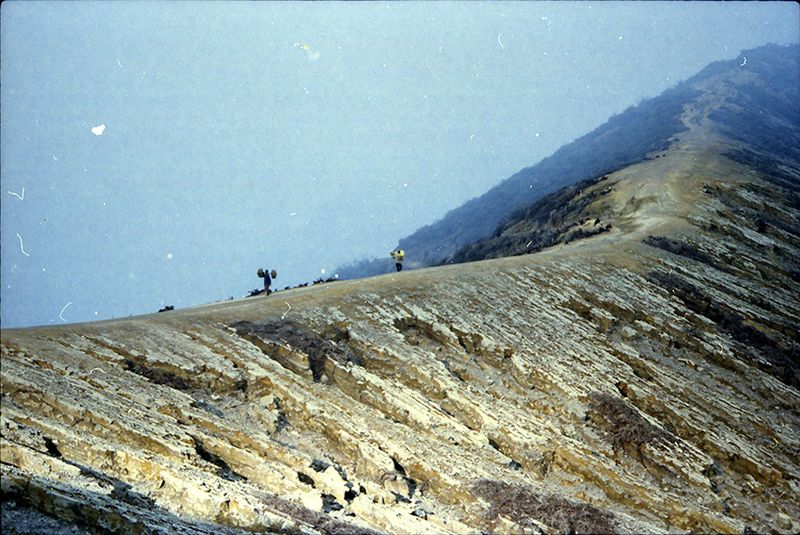 © Florent Roussel - Image from the Ijen Volcano photography project
