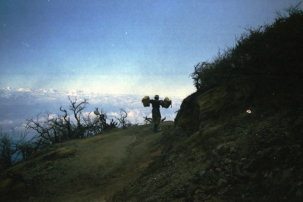 © Florent Roussel - Image from the Ijen Volcano photography project