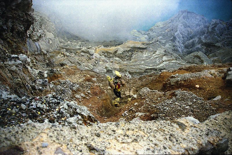 © Florent Roussel - Image from the Ijen Volcano photography project