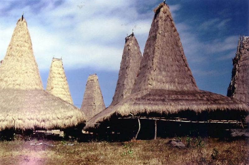 © Florent Roussel - Image from the waktu berlalu photography project