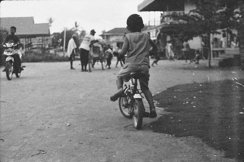 © Florent Roussel - Image from the waktu berlalu photography project