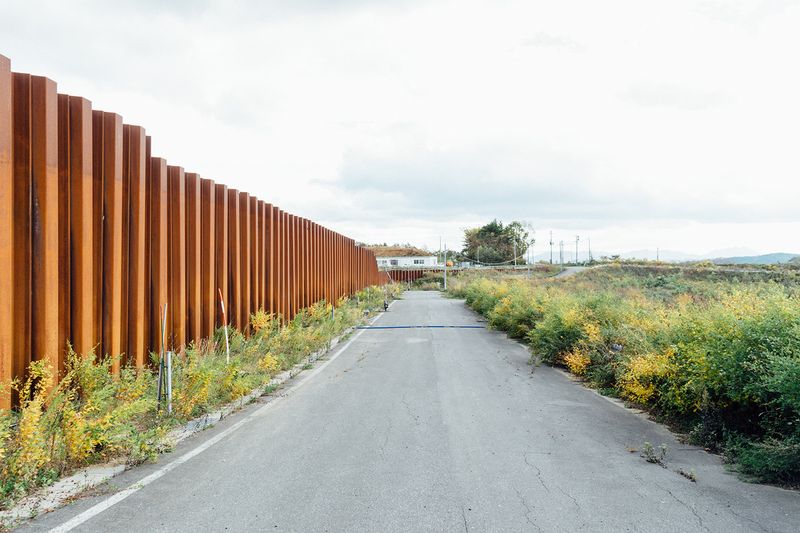 © Maki Hayashida - Aomori-Iwate Prefectural Illegal Dumping Site, 2020