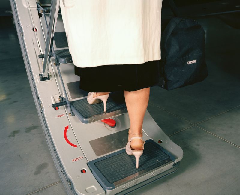 © Kayin Luys - Image from the Don't Trust Pretty Girls photography project