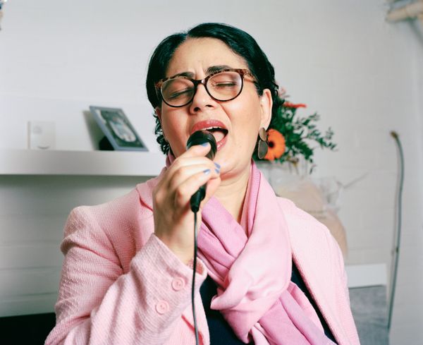 © Kayin Luys - Image from the Don't Trust Pretty Girls photography project