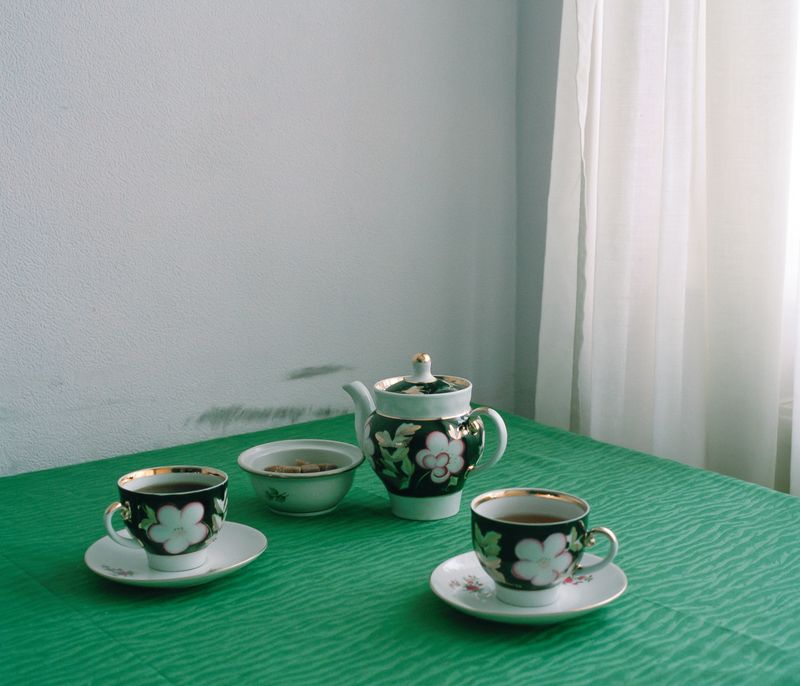 © Kayin Luys - Image from the Don't Trust Pretty Girls photography project