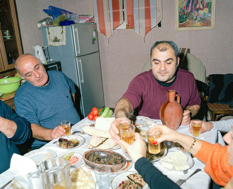 © Kayin Luys - Image from the Don't Trust Pretty Girls photography project