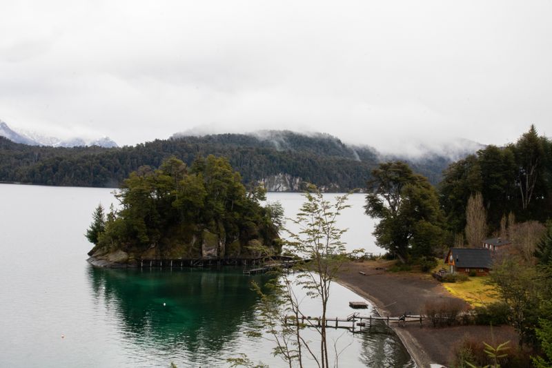 © Ale Conrado Carcasona - Image from the Ruta de los Siete Lagos photography project