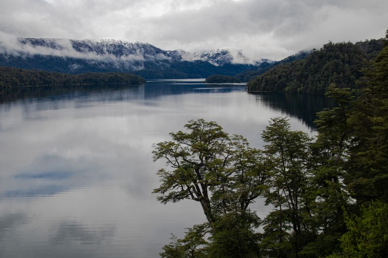 © Ale Conrado Carcasona - Image from the Ruta de los Siete Lagos photography project