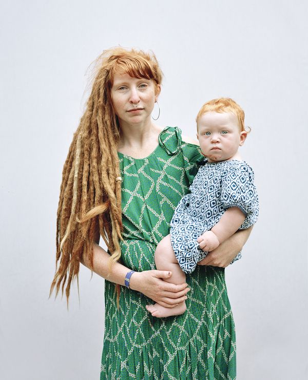 © Loulou d’Aki - Image from the Mother by choice photography project