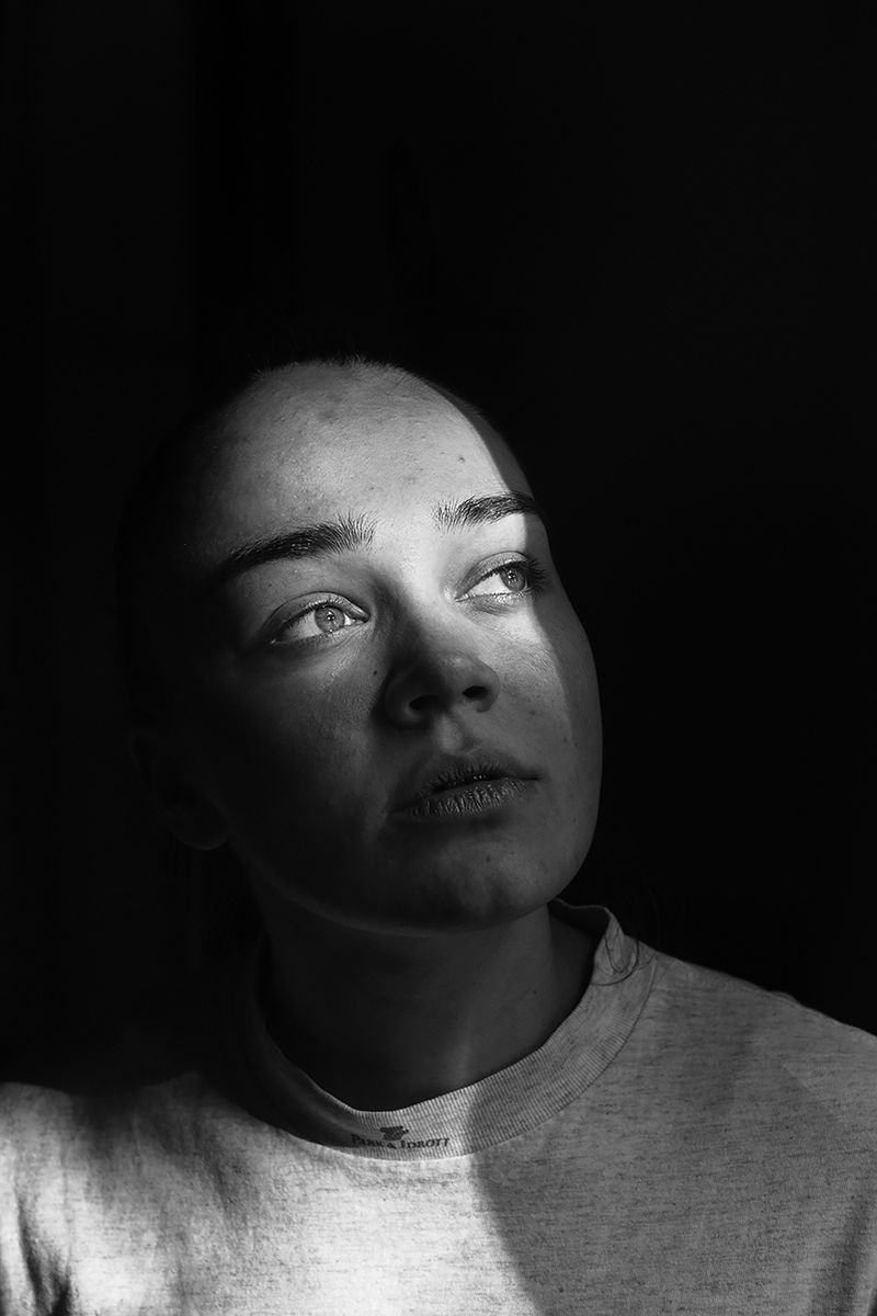 © Maria Giulia Trombini - A portrait of Diana Linchuk, 23 years old.