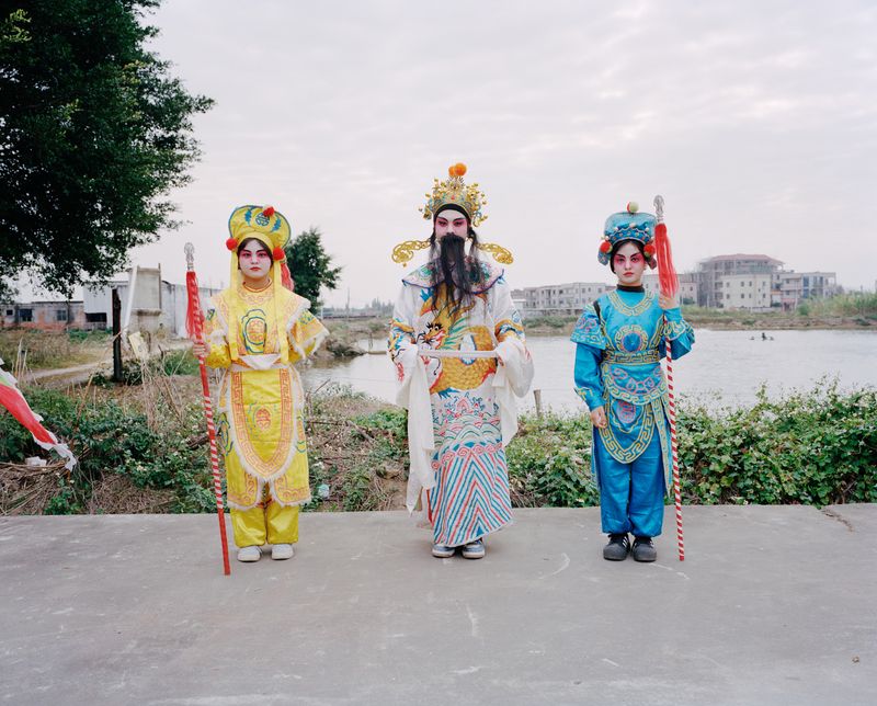 © liang chen - Play the role of the emperor and his guard. Zhanjiang, Guangdong, China 2025