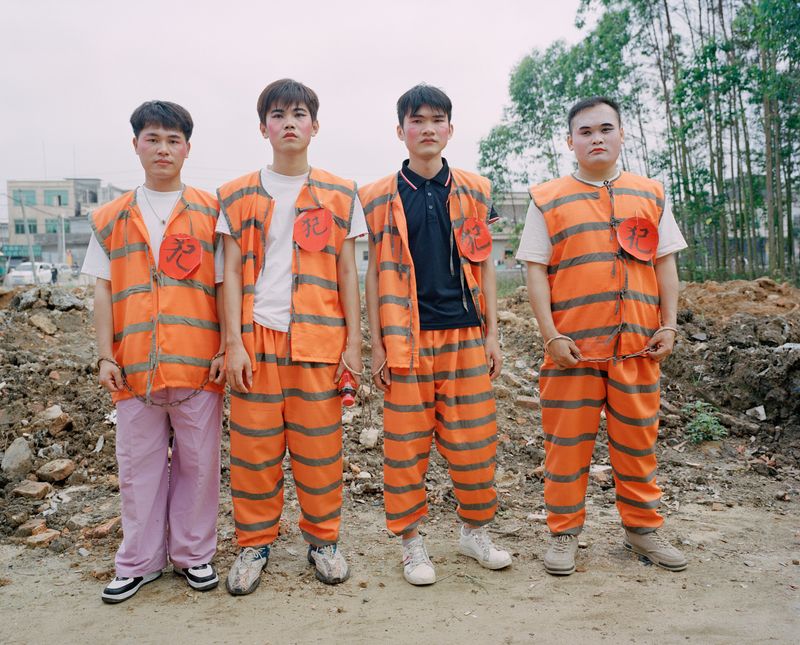 © liang chen - Young people playing the role of "Prisoners" 。  2023  Zhanjiang, Guangdong, China