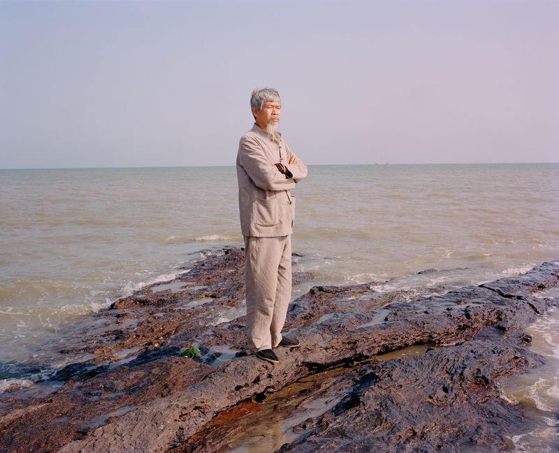 © liang chen - Lin Mudong back home to see the sea。  2021 Donghai Island, Guangdong Province, China