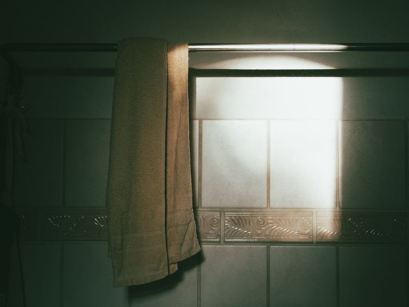© Ina Königs - Image from the Still Here, and Gone photography project
