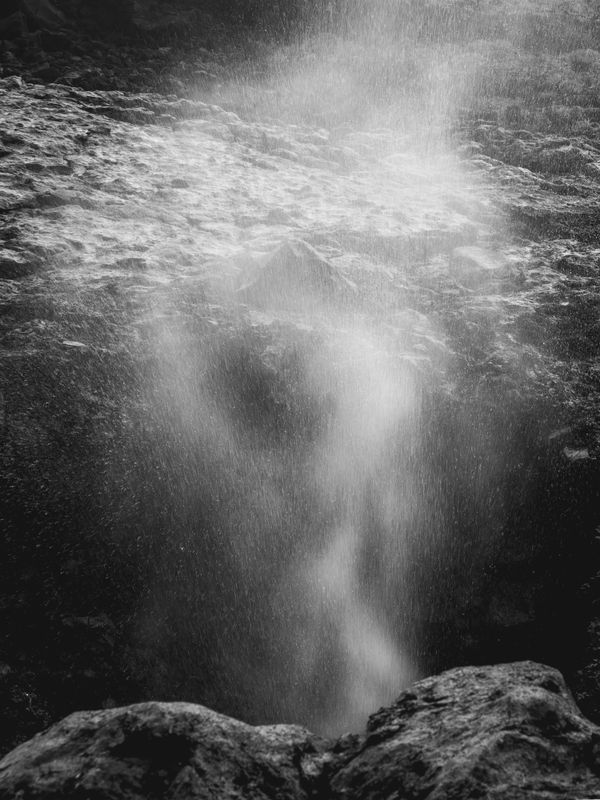 © Ina Königs - Image from the Undine - Between Shores photography project