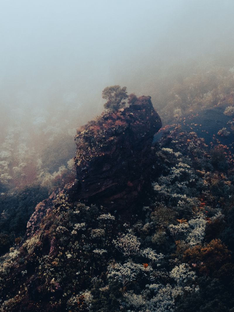 © Ina Königs - Image from the Undine - Between Shores photography project