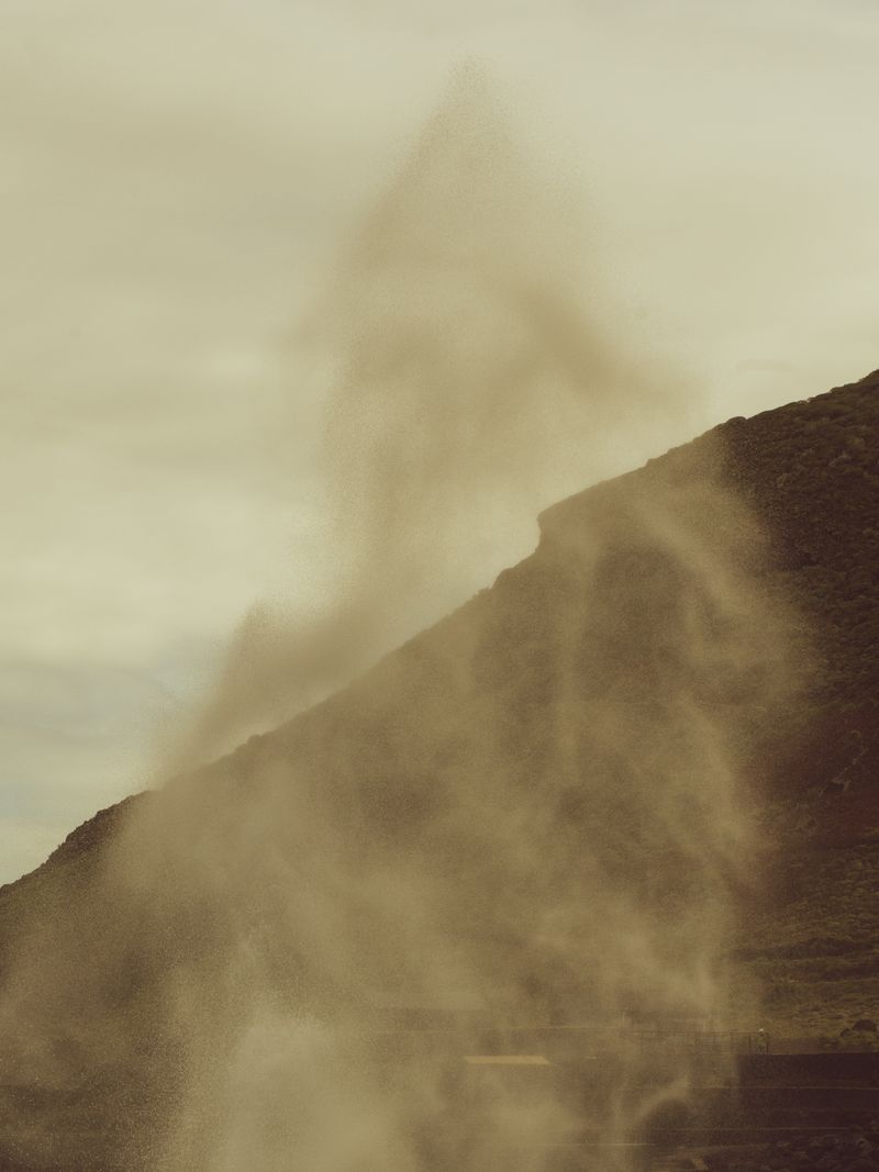 © Ina Königs - Image from the Undine - Between Shores photography project