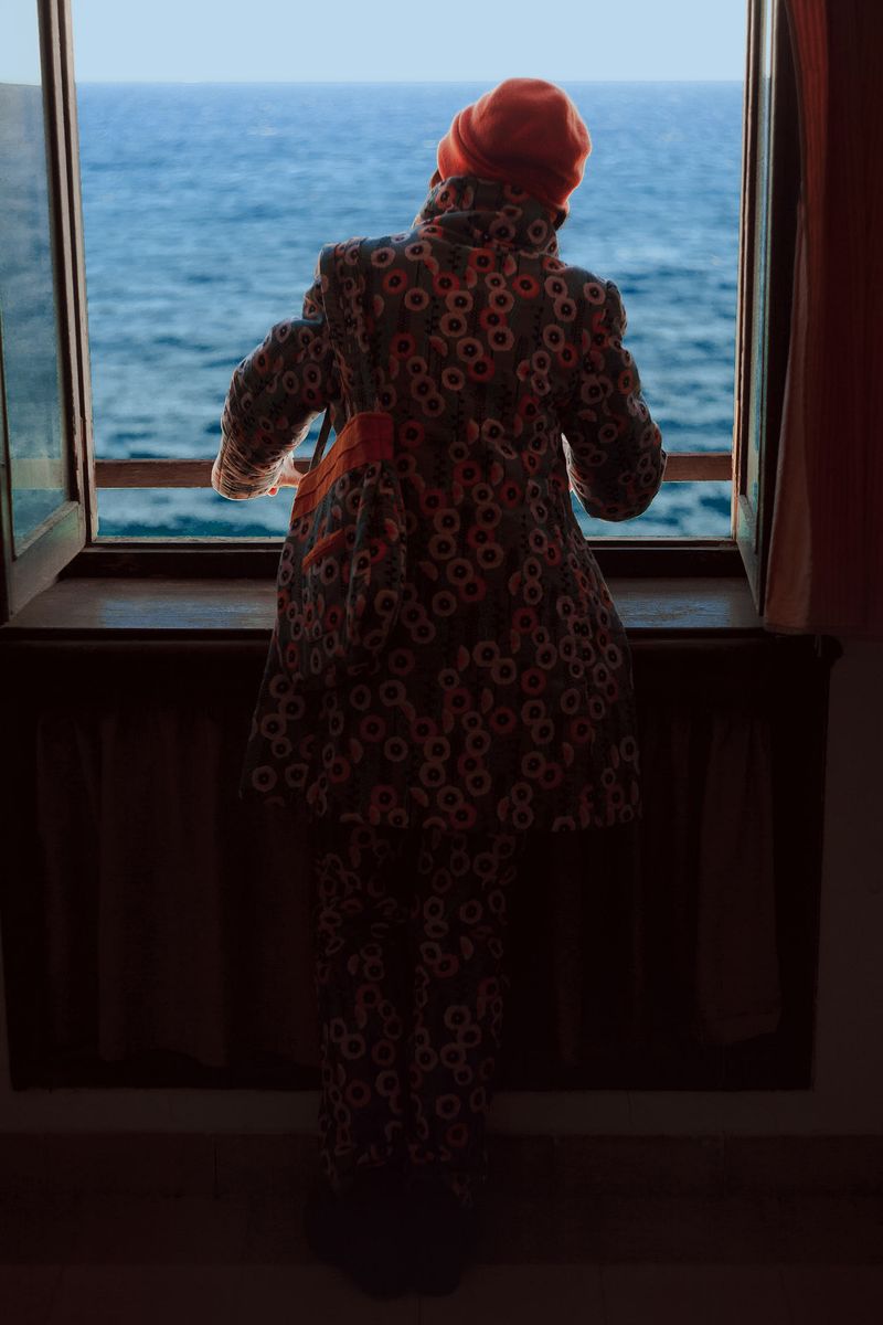 © Juan Andrés Borgognoni Peri - Image from the The dress is a house for the body photography project