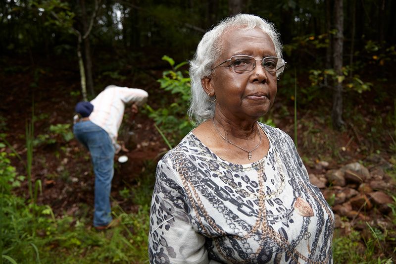 © Richard Ansett - portrait of frances as Walter collects soil