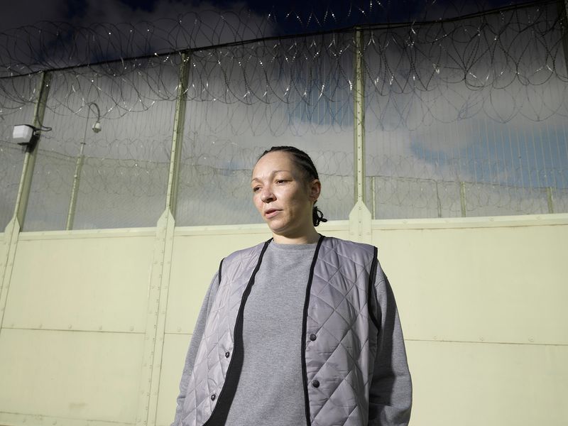 © Richard Ansett - Laura