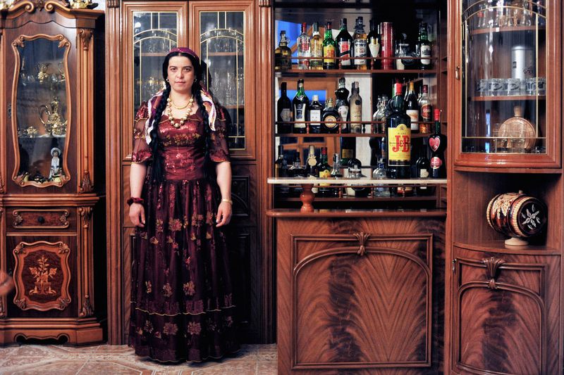 © Sebastien Cuvelier - Image from the Gypsy Queens photography project