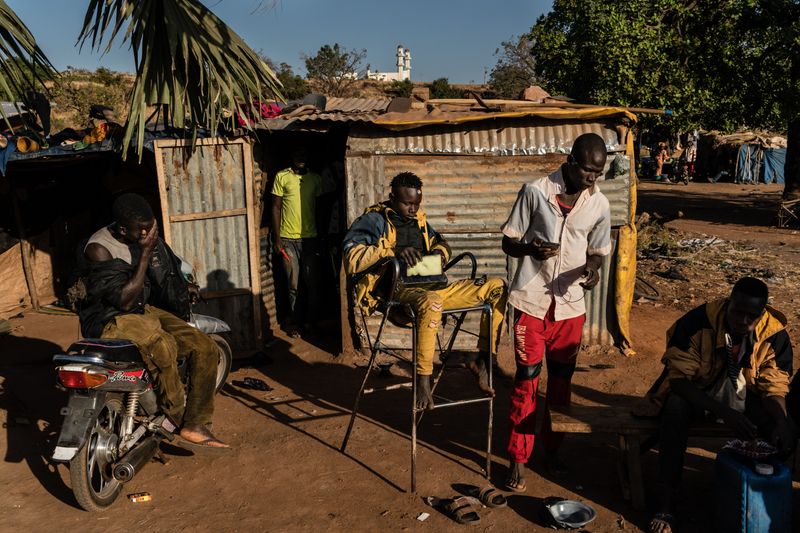 © Kristof Vadino - Image from the Mali Dislocated photography project