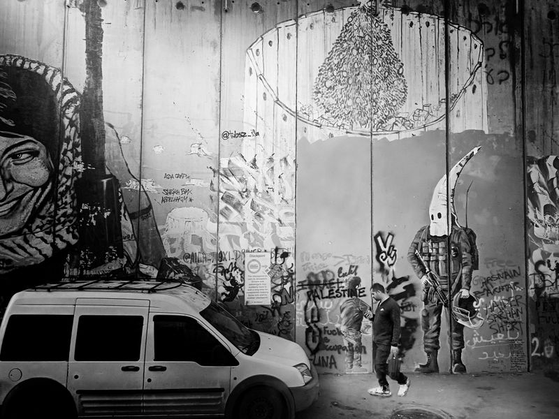 © Ken Ang - Cracks in the Wall