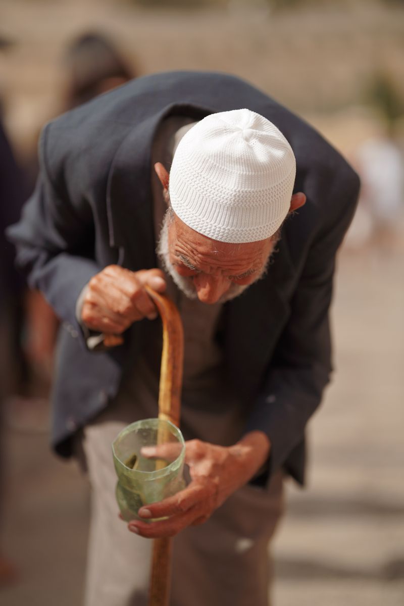 © Ken Ang - Half Empty