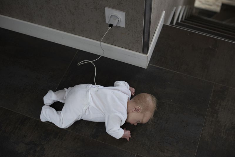 © Didier Bizet - Image from the Baby boom photography project