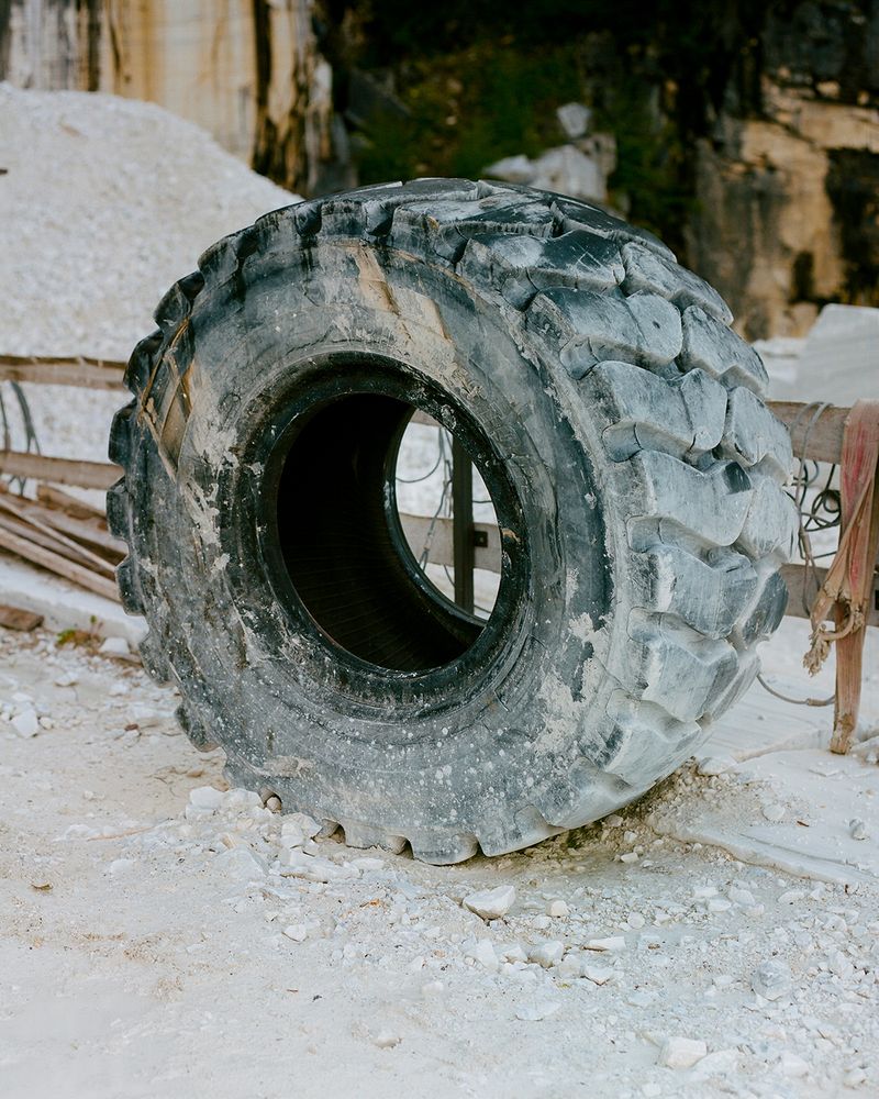 © Vincent Forstenlechner - Image from the Snow Pillars photography project