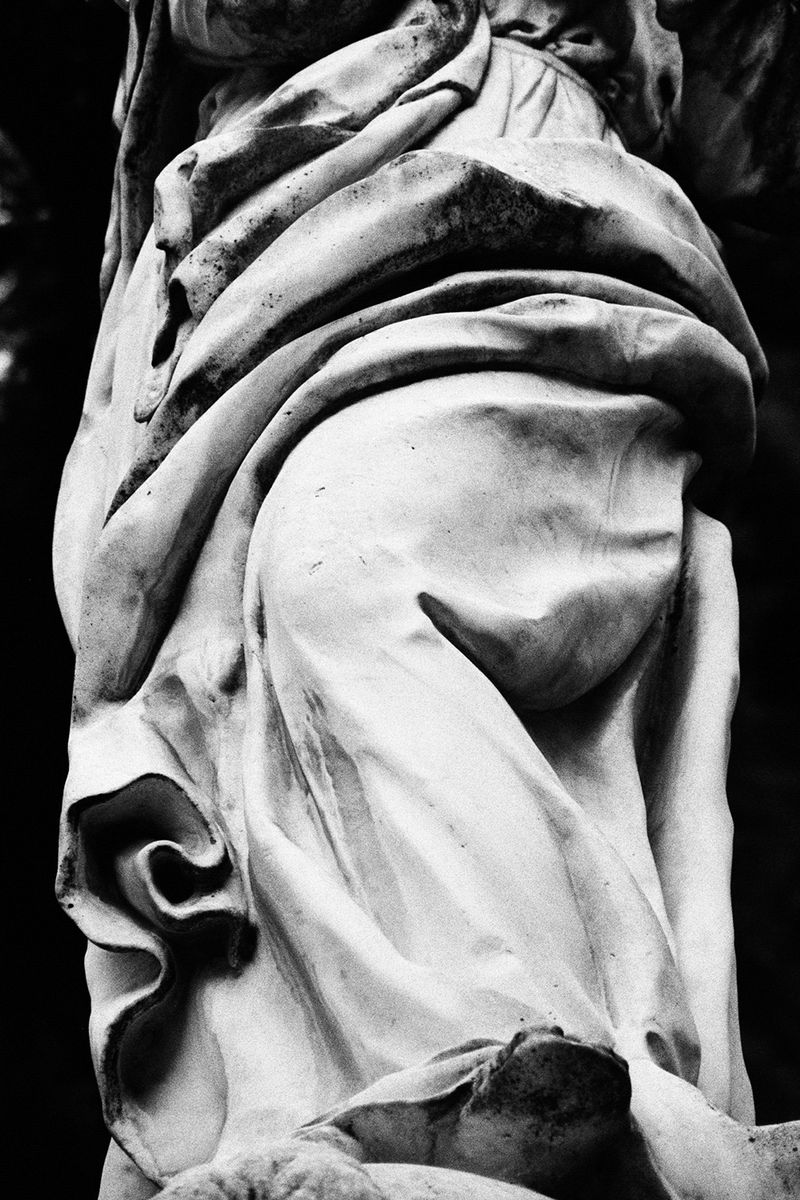 © Vincent Forstenlechner - Image from the Snow Pillars photography project