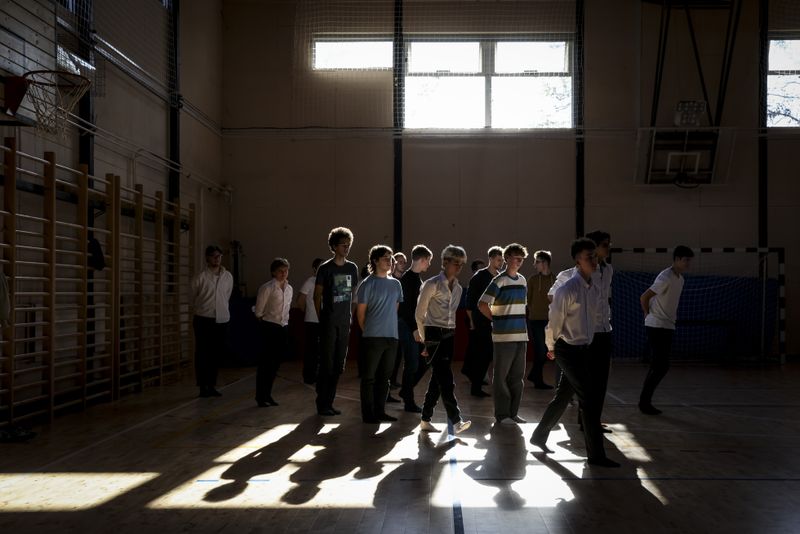 © Noémi Napsugár Melegh - The class prepares for the prom, practising the steps of the waltz.
