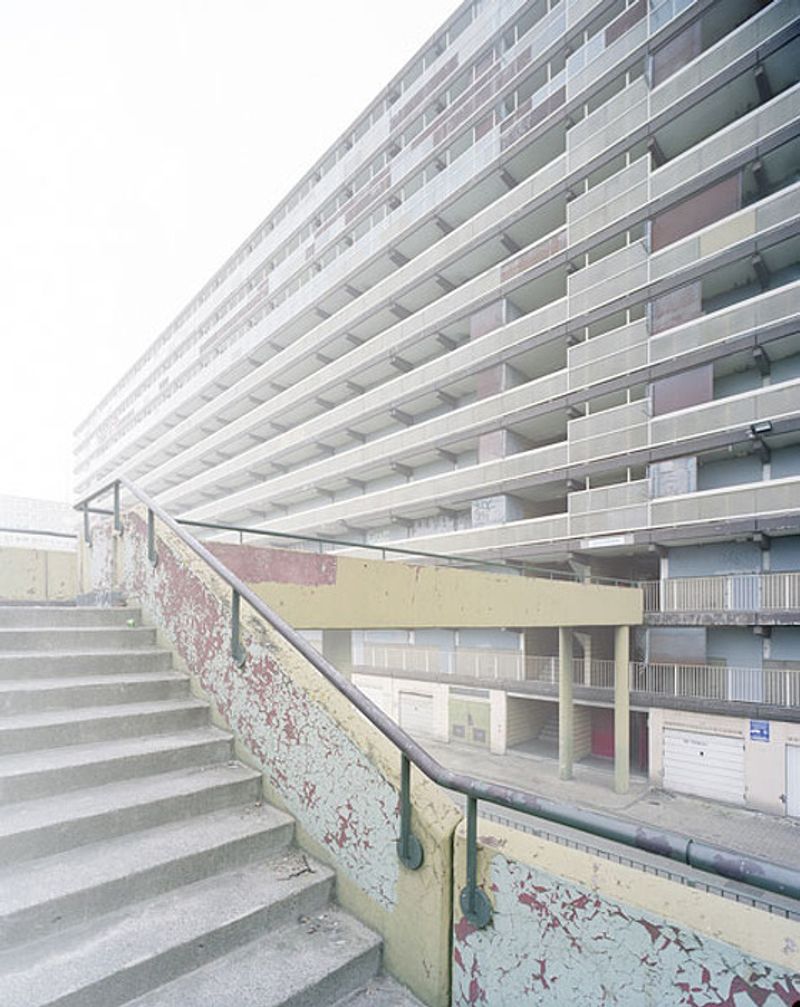 © Simon Kennedy - Image from the Heygate Abstracted photography project