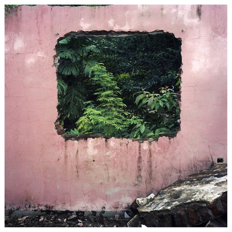 © Tomás Cambas - ¨H¨, 2015, Inkjet print, 1 x 1 mts.