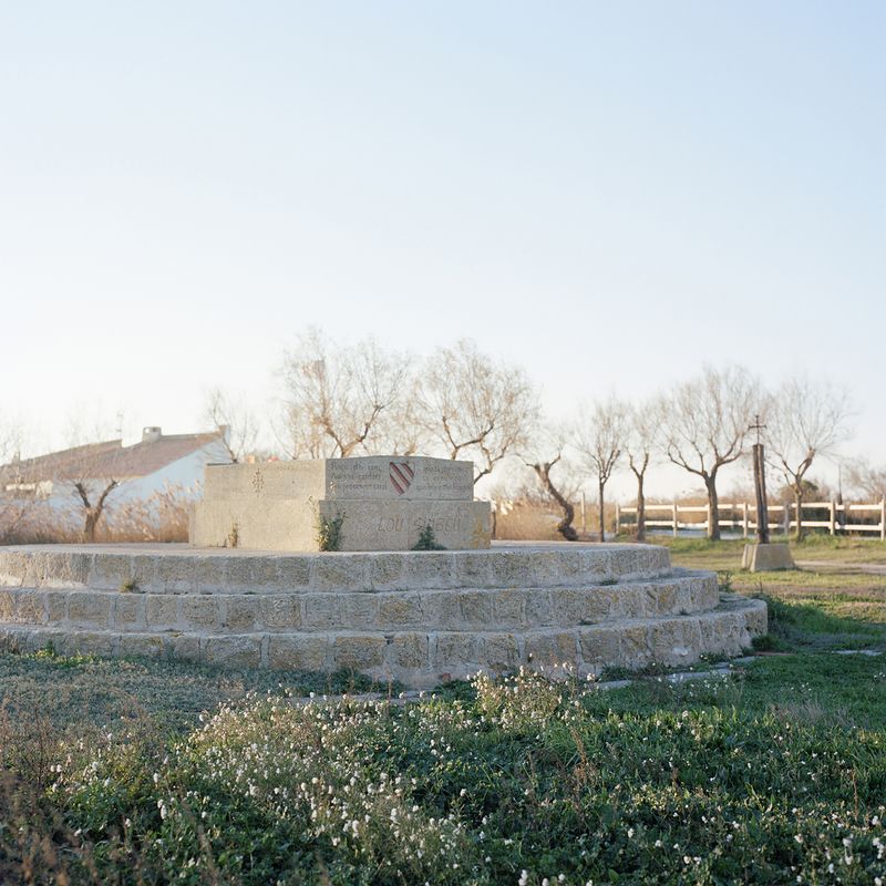 © Francesco Canova - The Grave of Folco de Baroncelli. Saintes-Maries-de-la-Mer, 2022.