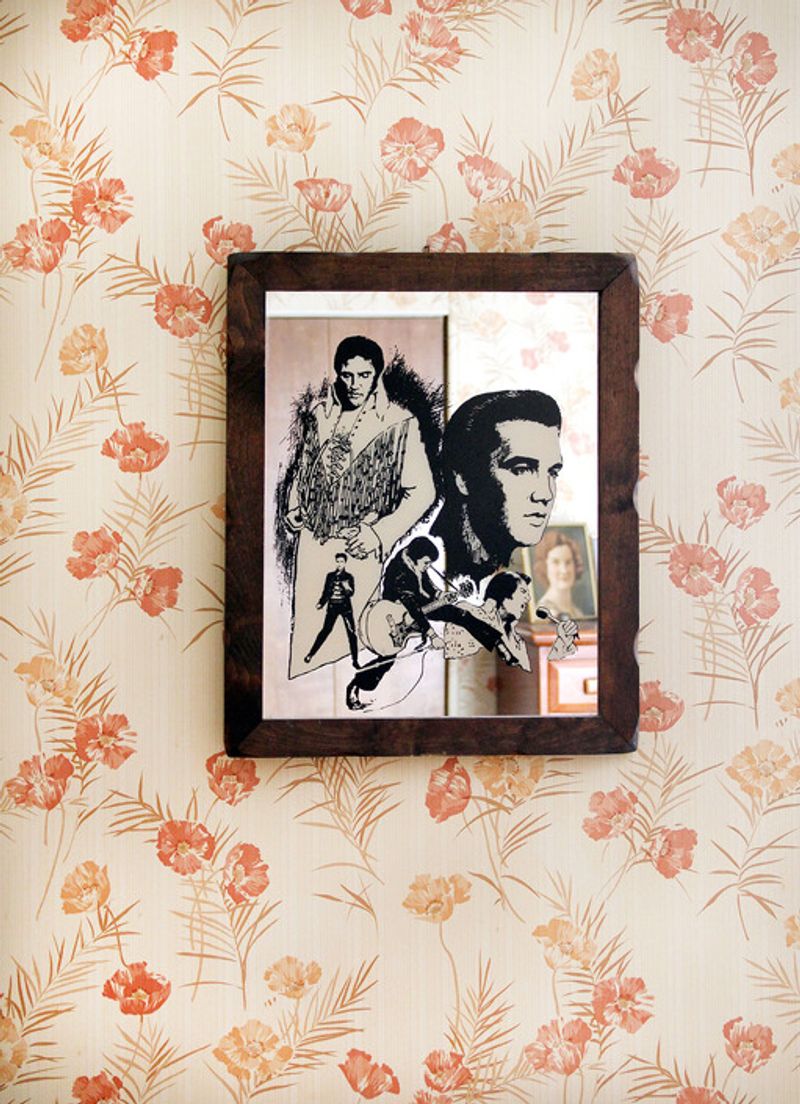 © Julie Grace Immink - The wallpaper in my fathers house