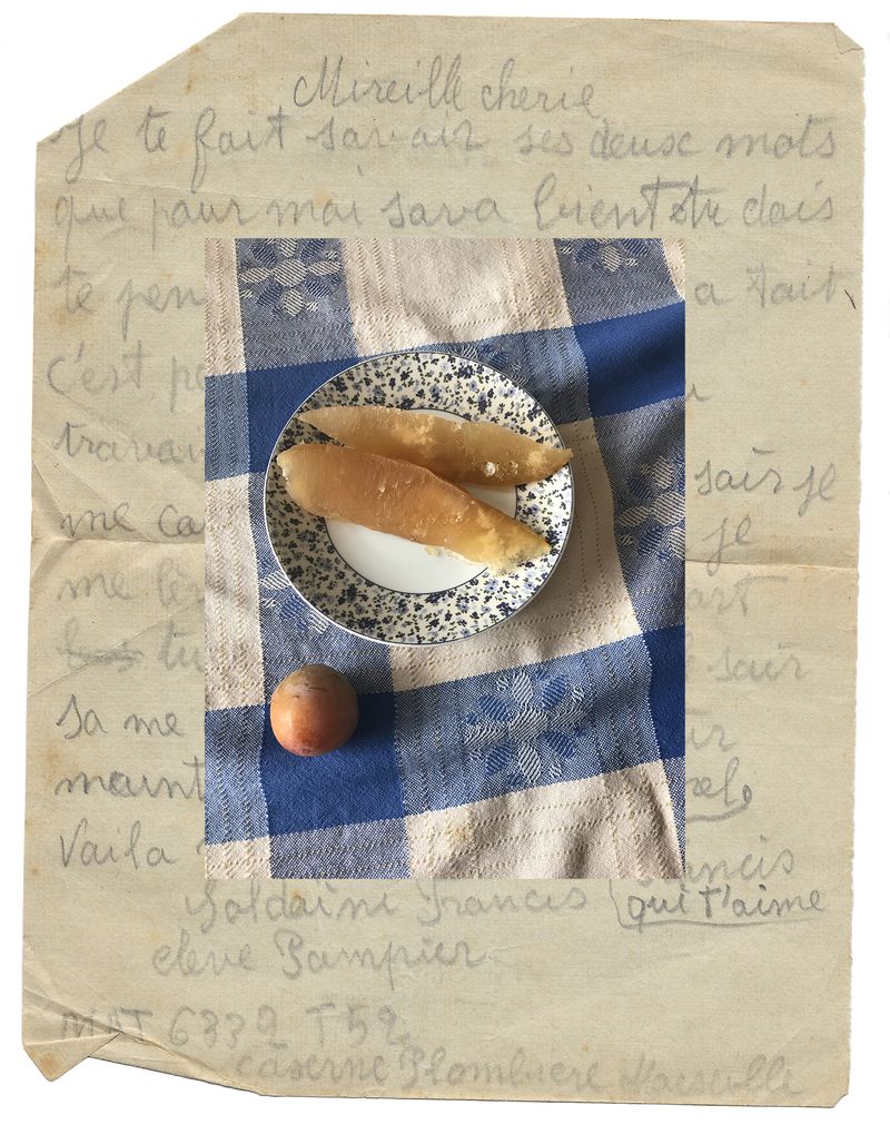 © Camille Carbonaro - Image from the My mother, the source photography project