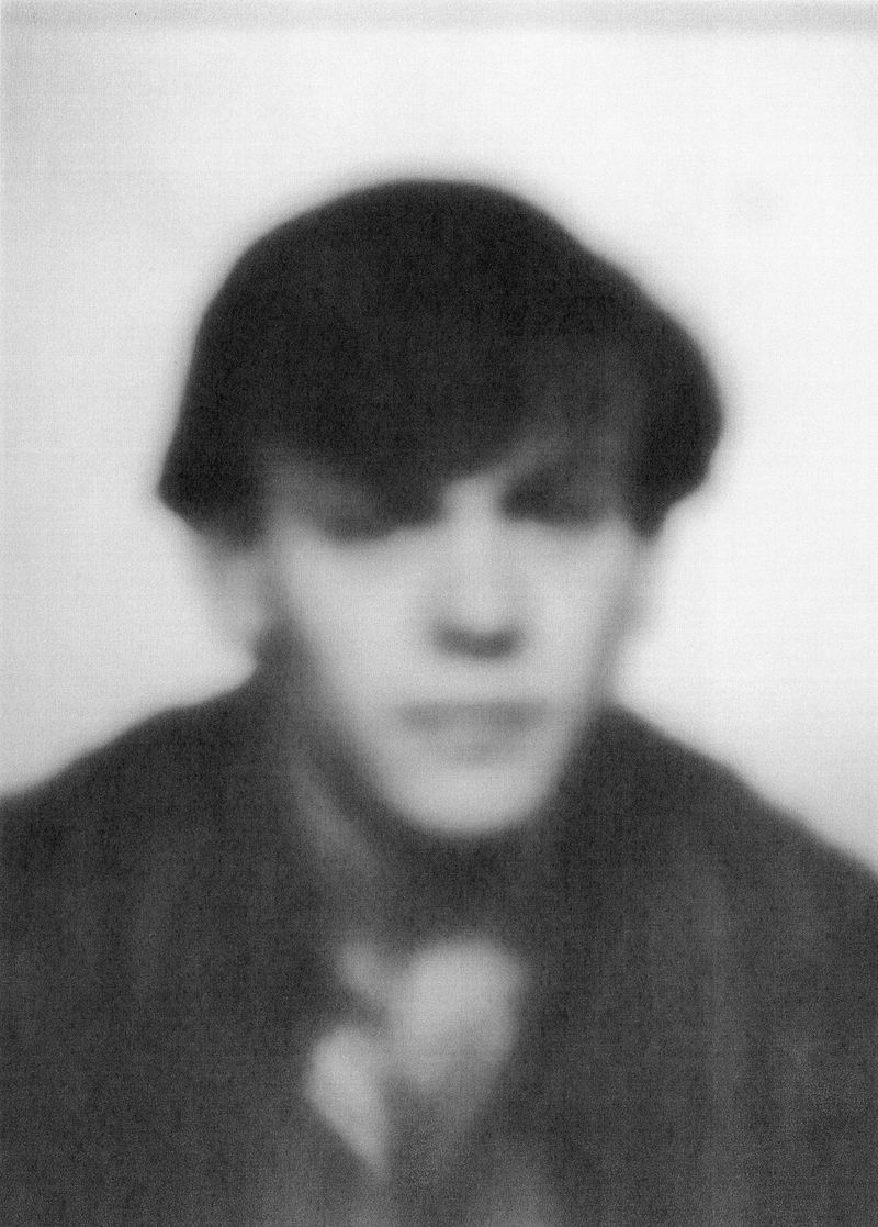 © Camille Carbonaro - Image from the Call me Victoria photography project