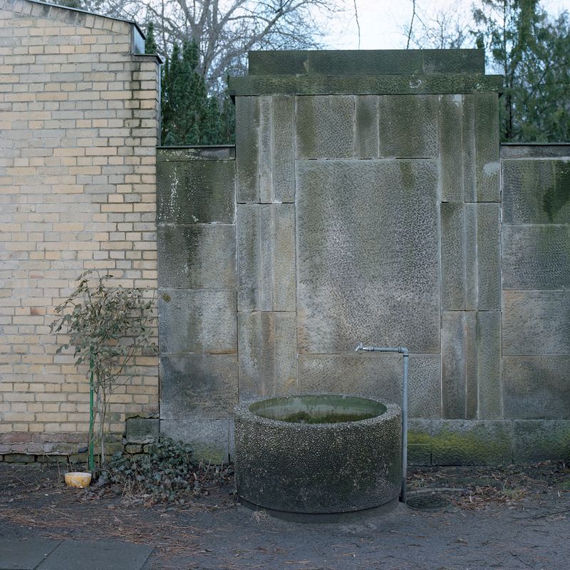 © Camille Carbonaro - Image from the Call me Victoria photography project