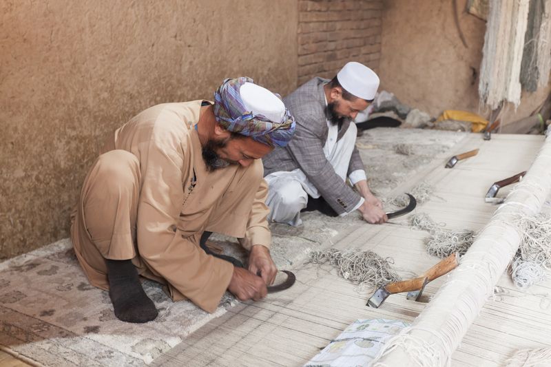 © Agha Waseem Ahmed - Image from the On a Loom of Hope, Under Shadows of Uncertainty, Generations Weave the Fabric of Survival. photography project