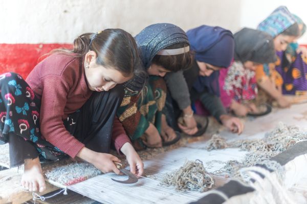 © Agha Waseem Ahmed - Image from the On a Loom of Hope, Under Shadows of Uncertainty, Generations Weave the Fabric of Survival. photography project