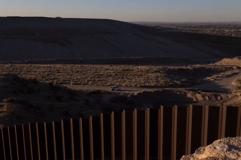 © David Peinado Romero - Image from the walk of the migrants photography project
