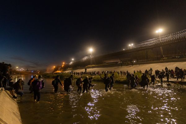 © David Peinado Romero - Image from the walk of the migrants photography project