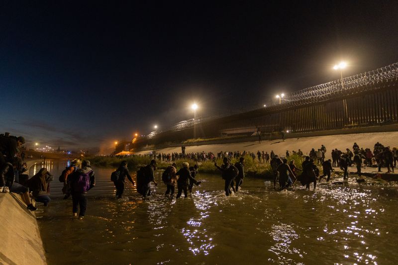 © David Peinado Romero - Image from the walk of the migrants photography project