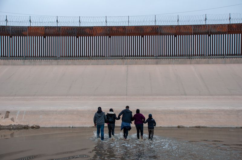 © David Peinado Romero - Image from the walk of the migrants photography project