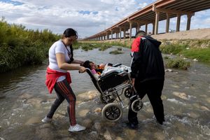 walk of the migrants
