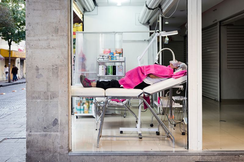 © Chris Lee - Image from the Sweet dreams photography project