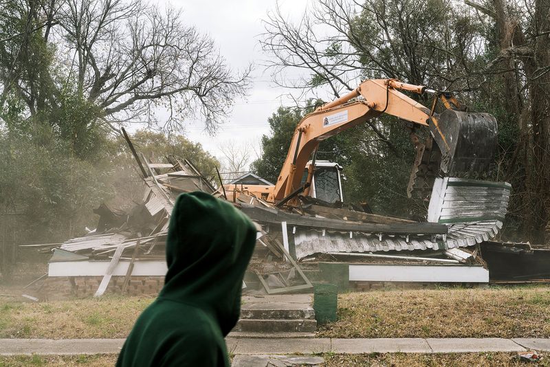 © Johanna Warwick - House Teardown