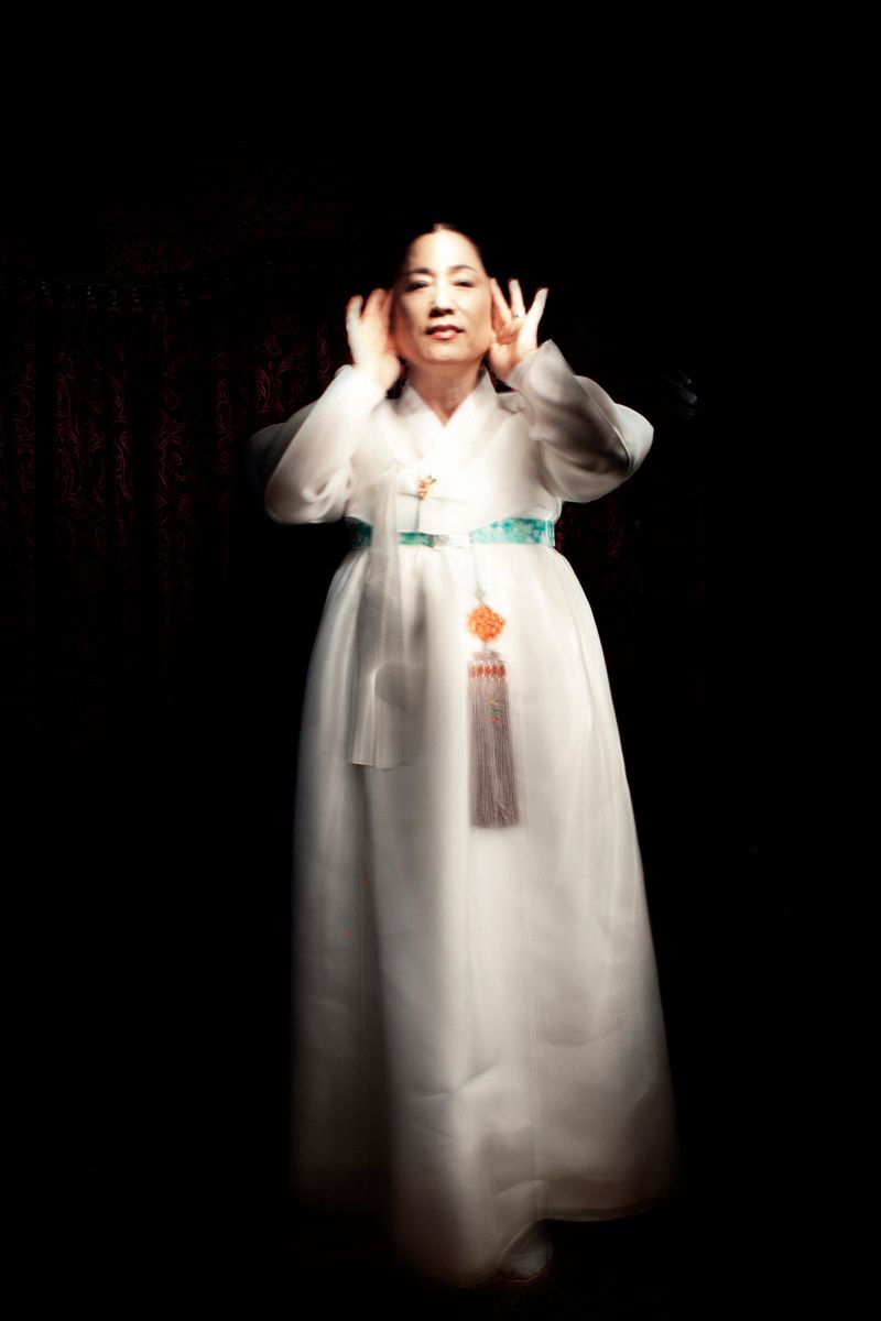 © Flore-aël SURUN - Image from the The Shaman with the Fan photography project