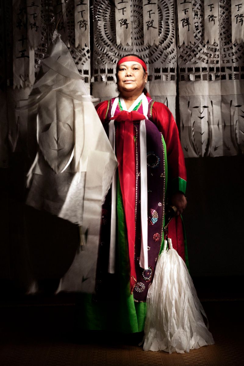 © Flore-aël SURUN - Image from the The Shaman with the Fan photography project